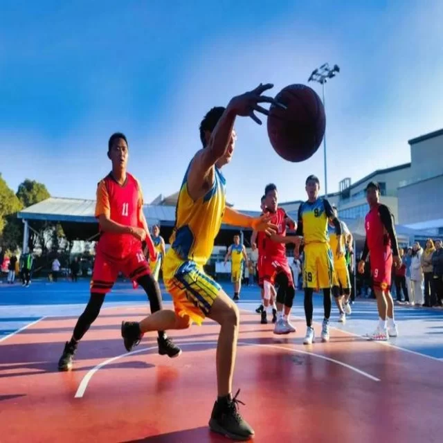 球队伤病与轮换策略：年轻化视角下的深度探讨